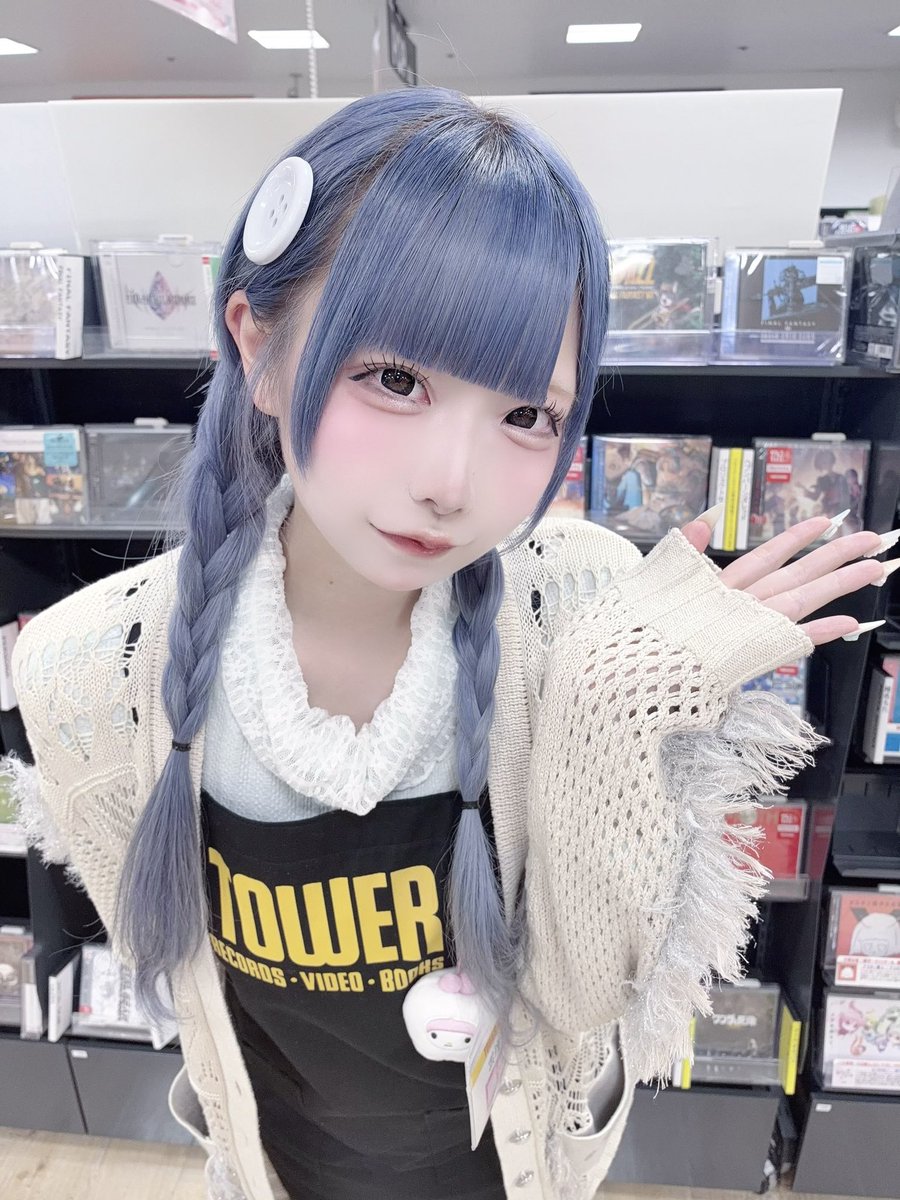 MM____uni's tweet photo. なにかお探しですか〜？ https://t.co/ppOLPjbcXL