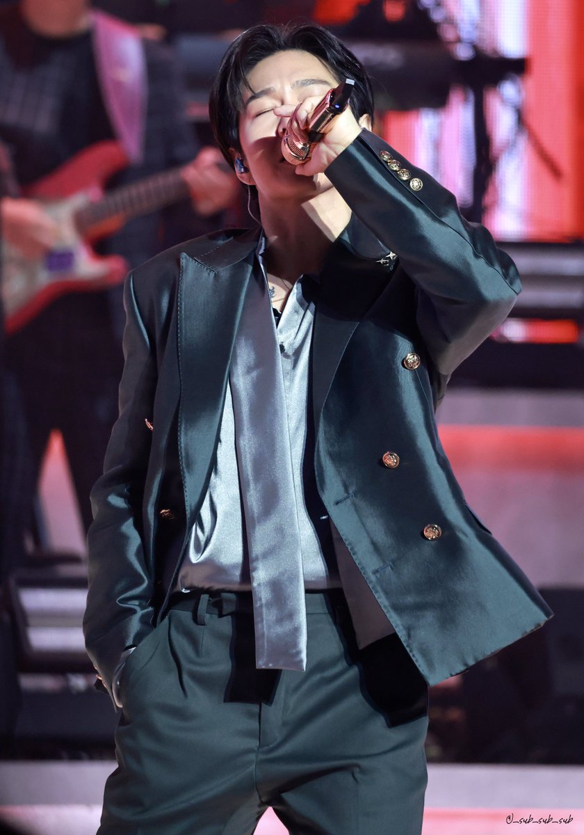 _sub_sub_sub's tweet photo. 261017 이창섭 콘서트 Unknown

#비투비 #이창섭 #BTOB #leechangsub

주머니에 손넣었을때의 날티와 까리함을 좋아함 🫶 https://t.co/mQnygp0Qtk