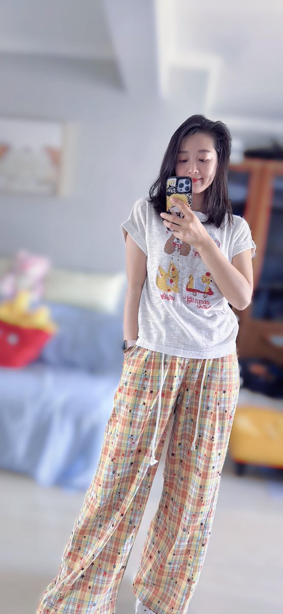 Adventuree9vd's tweet photo. 性爱结束后，不拔出来就那样抱着入睡，想这样。现实中可能吗？？？？做爱时，你们最喜欢射在哪里？ https://t.co/iYc9BJsuY5