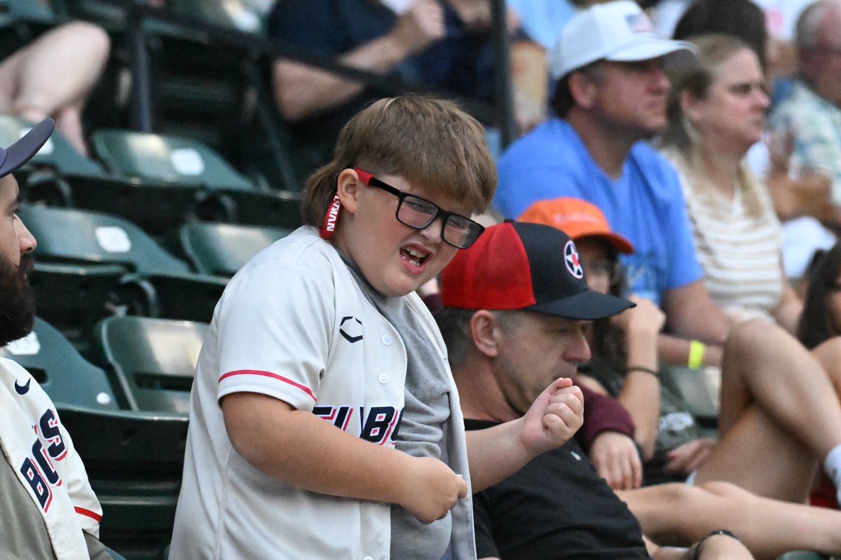 GFlyBoys's tweet photo. Dance the night away! πΊ Get your season tickets for 2027 today! Call 423-609-7400 to secure your seats! #WeStayFly https://t.co/vsPWbtqBdd