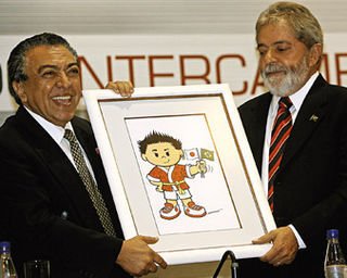 moonwittch's tweet photo. hoje é aniversário dos senhores mais brasileiros desse país! parabéns MAURICIO DE SOUSA e LULA 🌟🇧🇷❤️ https://t.co/DhumEpjuYA