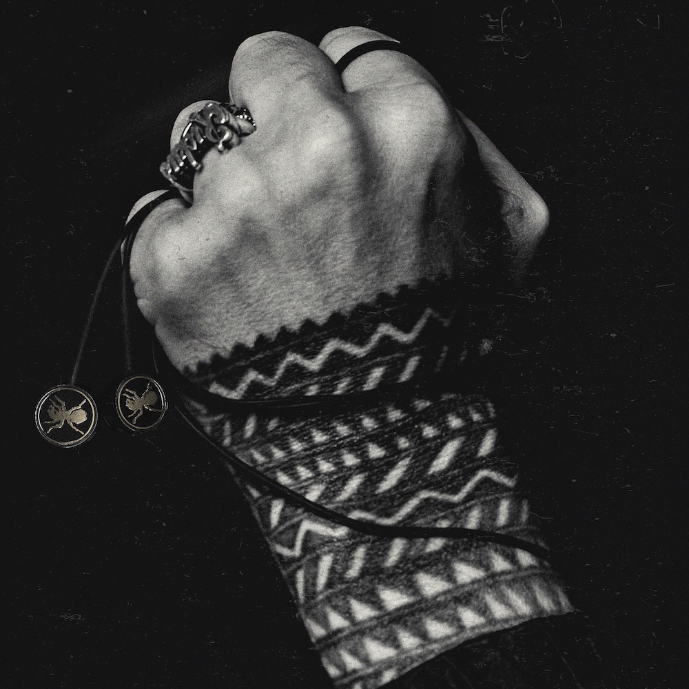 the_prodigy's tweet photo. The Prodigy present the first project from BLK.ANT

A collaboration with @flareaudio to create a studio quality, sonically advanced, patent-pending wired earphone. Combining The Prodigy’s unmistakable aesthetic with uncompromising sonic clarity.

https://t.co/dBC73lpO6V https://t.co/7ZaPIvf2js