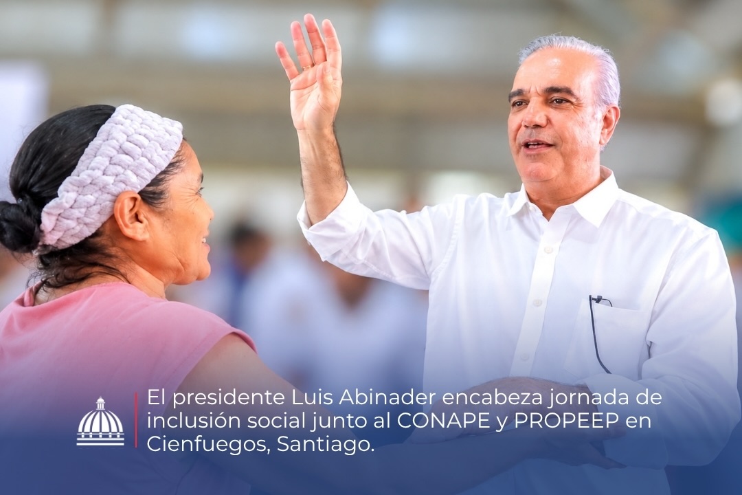 CONAPERD's tweet photo. El presidente Luis Abinader participó en una jornada de inclusión social de PROPEEP en Cienfuegos, Santiago, donde el CONAPE brindó servicios médicos, medicamentos, alimentos y dispositivos de apoyo a personas adultas mayores. https://t.co/tlztCPTtAm