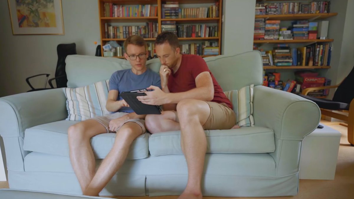 4Viewers's tweet photo. In Surrey, David and Mike’s impressive transformation catfishes Phil. Plus, we find out how Ali and Nick are settling in to their Stilton stunner? #LocationLocationLocation is on @Channel4 at 8pm. https://t.co/1vxTYIJIzO