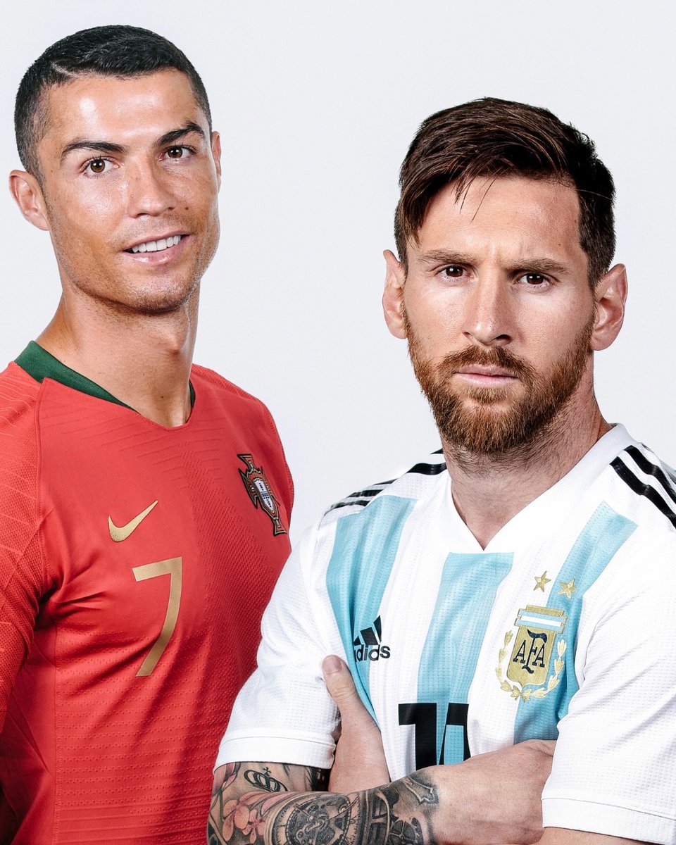 StakeFootball's tweet photo. 🚨🚨| 𝗥𝗘𝗖𝗢𝗥𝗗: Kylian Mbappé has the 3rd-most Ballon d’Or top-10 finishes in history, behind only Cristiano Ronaldo and Lionel Messi. 🌟🇫🇷 https://t.co/0dnrmxGCPy