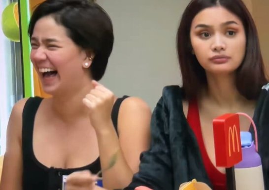 _marianiee's tweet photo. loving cianne and mikee unexpected and growing friendship MY DUO!!!!!

#PBBCollab3point0
#PBB3ItemsFromHome https://t.co/Yjor21PYr2