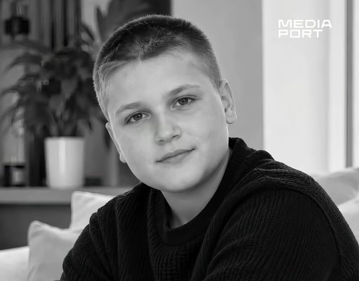 victoriaslog's tweet photo. Artem was just 12. He was in the park in the Kharkiv region when russians hit it.

For an entire week, doctors at Kyiv’s Ohmatdyt Hospital fought to save his life. Yesterday, Artem died 🕯️ https://t.co/KX1T7xhSme