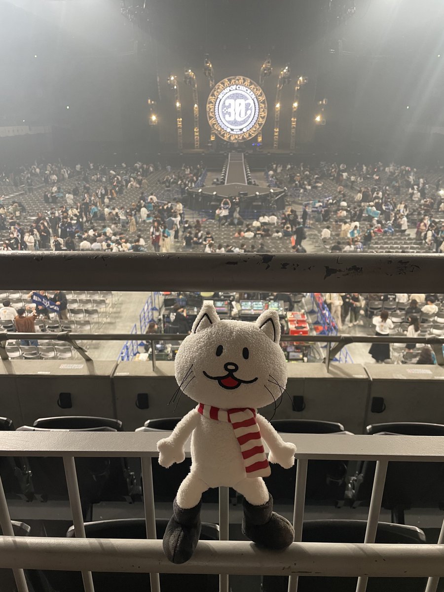 sunphoto12029's tweet photo. 有明アリーナDay1

これまでの30年
これから続くBUMP OF CHICKEN
ありがとう、そして改めてこれからもよろしく

セトリはALTに
#BUMPOFCHICKEN 
#RatioClavis 
#BUMP https://t.co/I3rK1dMR8X