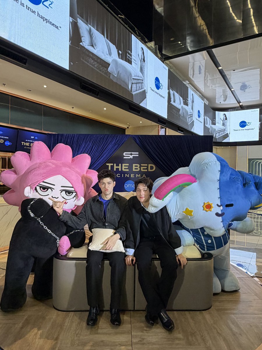 bittermacarons's tweet photo. cuma foto kok nangis 

fotonya: 

SKYNANI SMYLENEONA SF BED  #SFtheBedxSkyNani #SFtheBedxSmyleNeona https://t.co/mRlhv93Viu