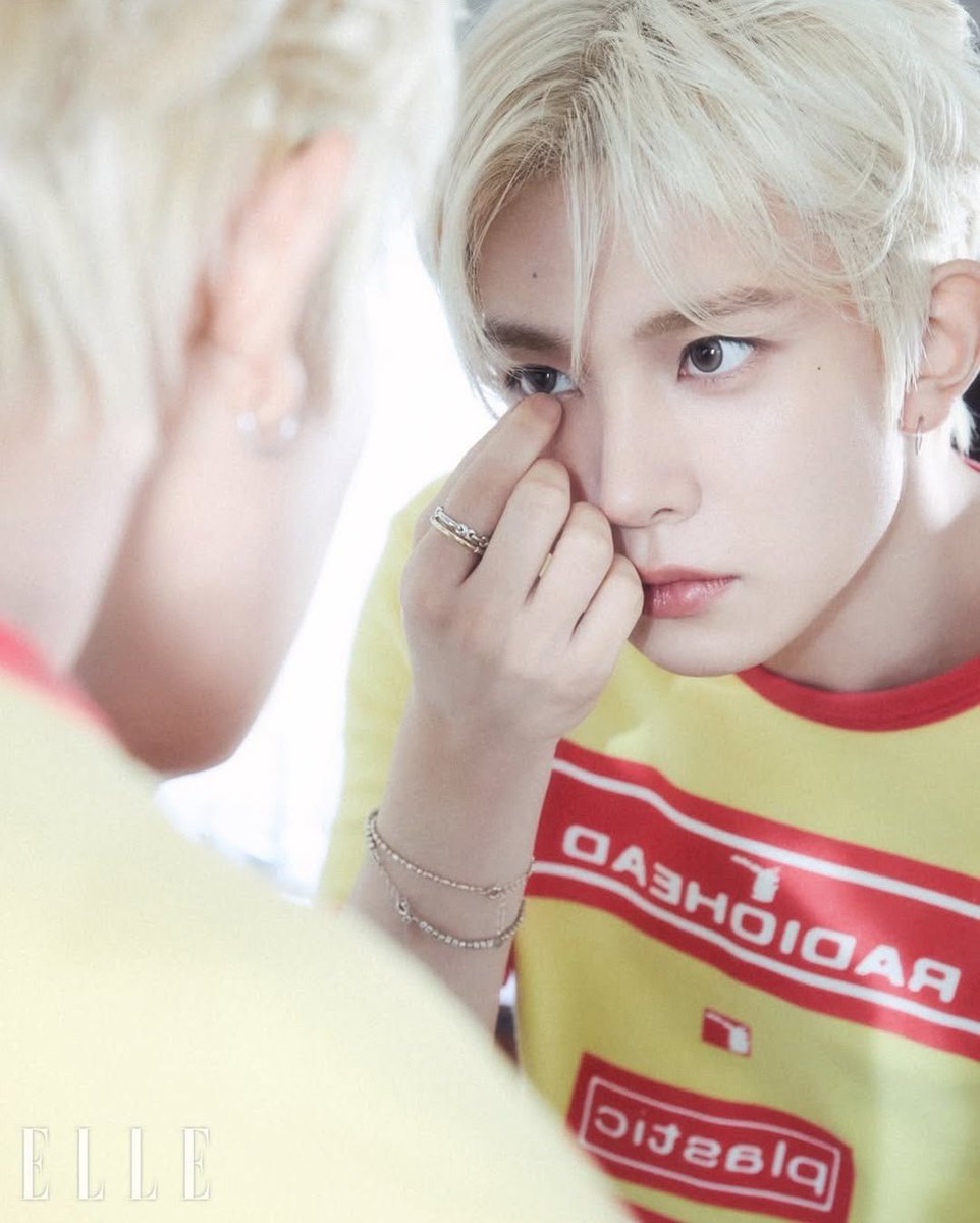 heesence's tweet photo. prettiest photoshoot ever https://t.co/MnCvJq2zFZ