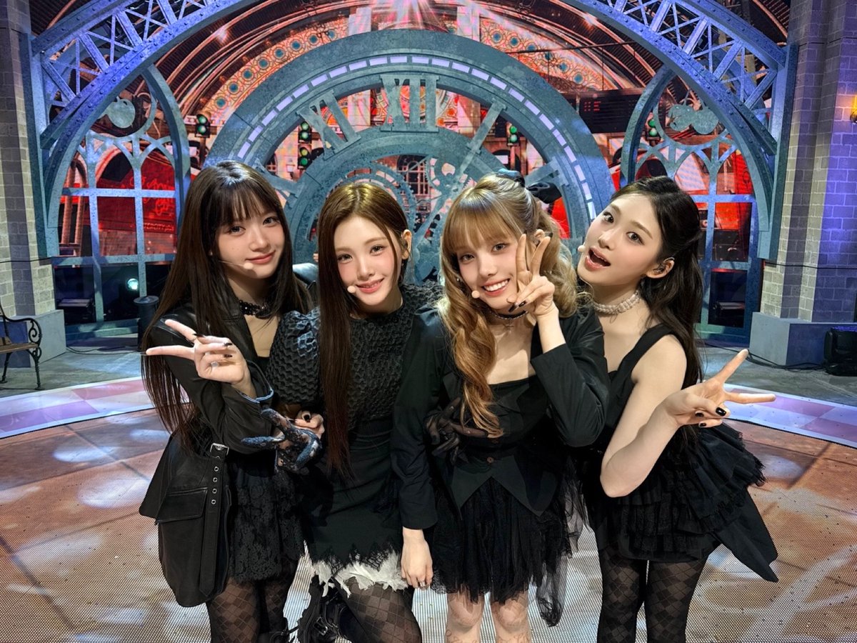 kumiku830's tweet photo. 이때보다 더 다크하네
안무 빡셀 거 같은 느낌 https://t.co/cEYn16BuUd