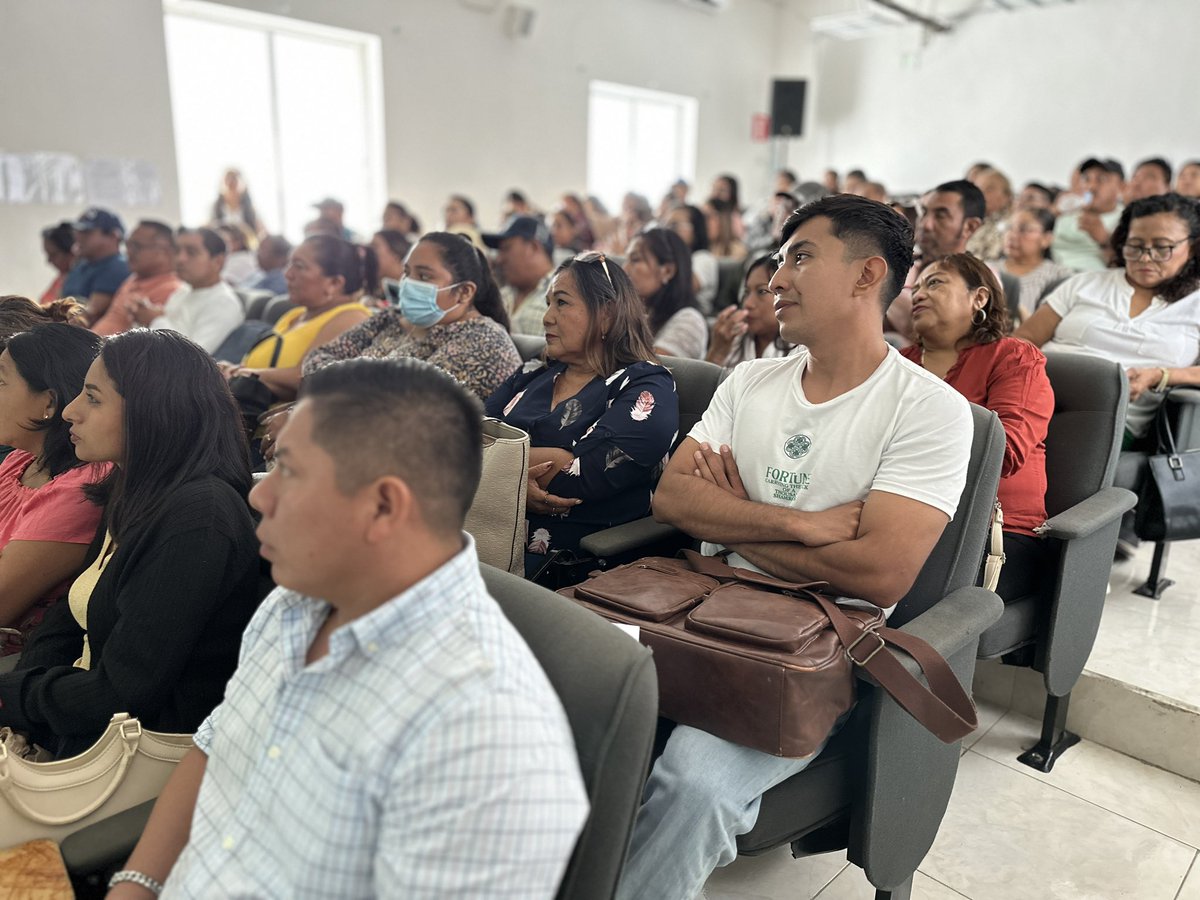 IMujerMerida's tweet photo. 💜✨ ¡Seguimos trabajando por espacios laborales seguros y libres de violencia!

Realizamos el taller “Tolerancia Cero al Hostigamiento Sexual y Acoso Sexual en el Ámbito Laboral”, dirigido a las Autoridades Auxiliares del @AyuntaMerida https://t.co/OBdPr68ePR