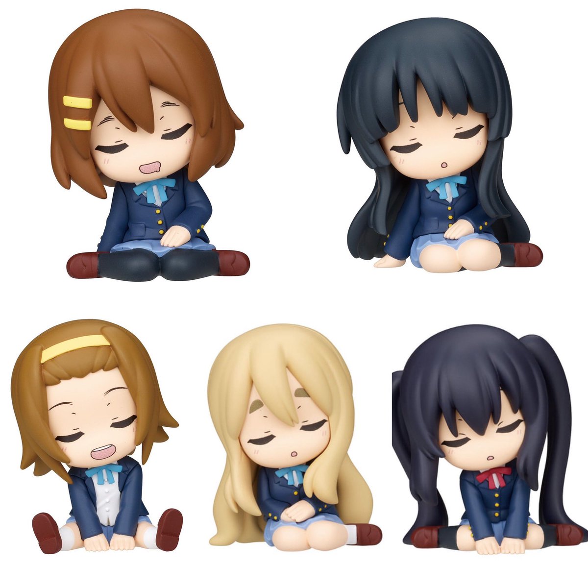 k42wKKihKBGTvXv's tweet photo. 2026年11月発売最新ガシャポン

肩ズンFig. けいおん！
11月上旬 発売予定 
価格：1回400円 

#最新情報　#カプセルトイ https://t.co/mLoj5xBpaJ