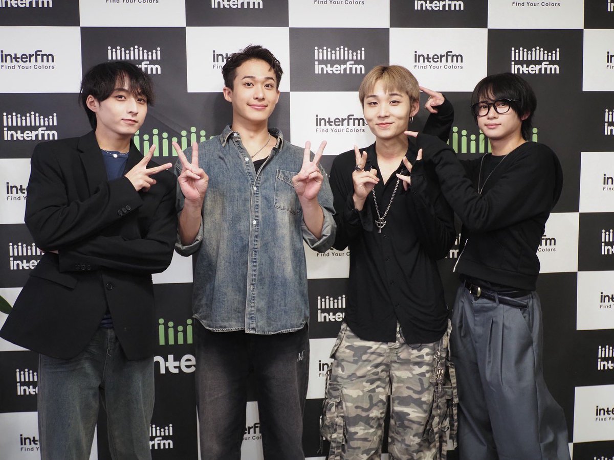 LST_HOPE_'s tweet photo. \ THANK YOU!!! /

interfm『Bring The Juice Radio 』
#LSTHOPE から #LOTA が出演させていただきました🗣️🔥

番組へのメッセージ/楽曲リクエスト募集中📦
✉️ btjr@interfm.jp
📱@BTJR897

▶ https://t.co/aLrILyfwuS

radikoで全国からお聴きいただけます📻✨
次回もお楽しみに！！

#Juice897 #JuiceRecordings
#JAMHEADS #DefClass #LSTHOPE