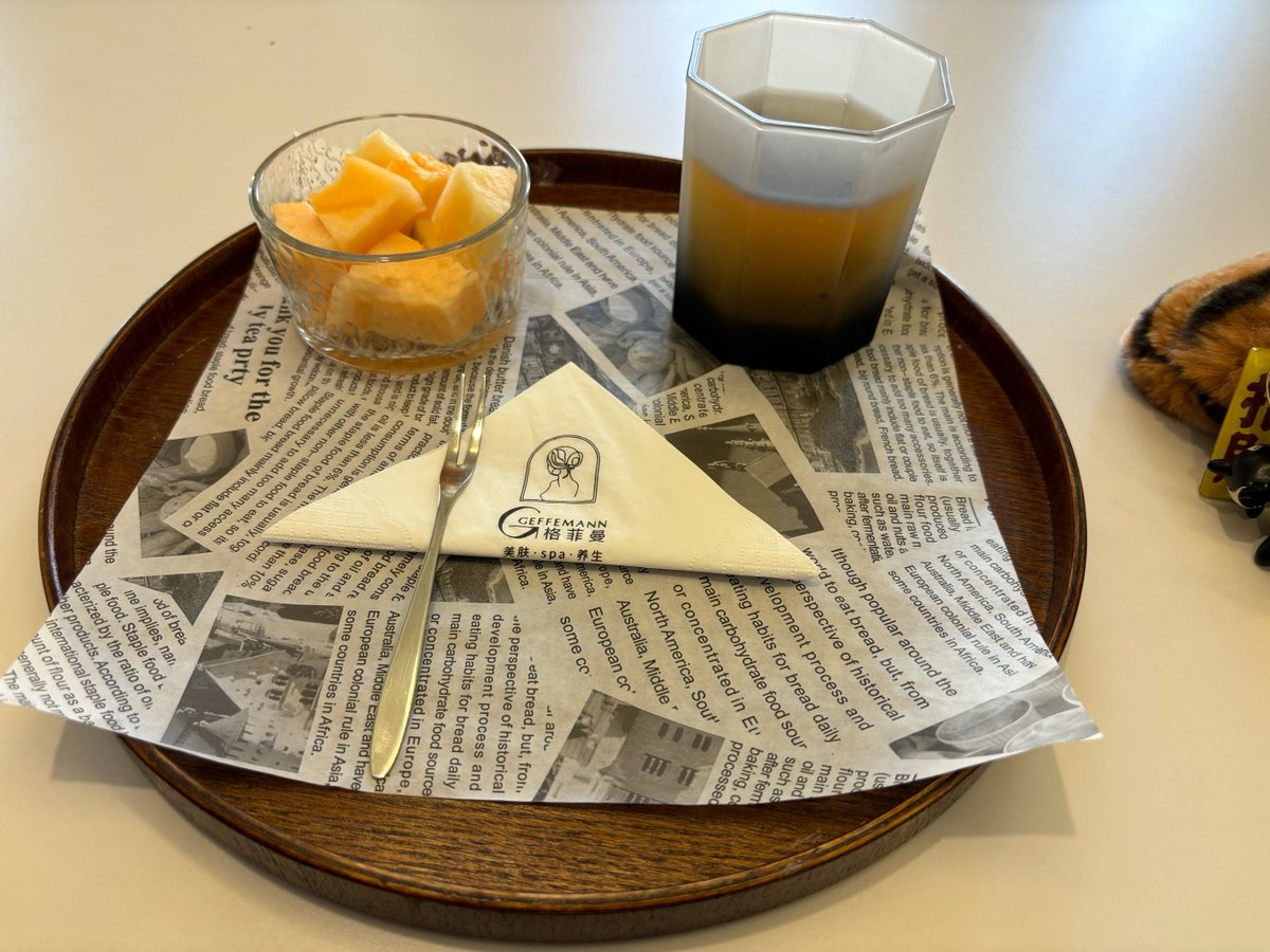 mmssss91997302's tweet photo. 「スプーンの音が響く、冷たい麦茶が身にしみる。今日も仕事に刃を研ぎ、客を谋り、計画を進める一日だ。」， https://t.co/WPTDSMVTRw