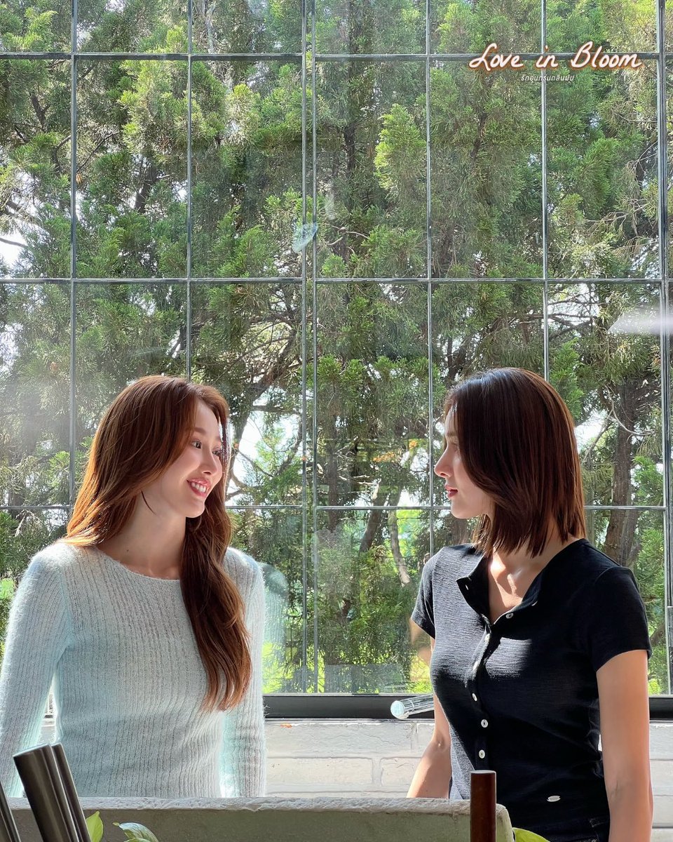 LoveInBloomMono's tweet photo. เดินทางมาถึง Q12 ของซีรีส์ Love In Bloom รักอุ่นกรุ่นกลิ่นฝน 💐☔️

วันนี้มีแสงแดดอุ่น ท้องฟ้าใส พื้นหญ้าเขียวชอุ่ม และลมเย็น ๆ 

ฝากติดตามเรื่องราวของคุณเอมกับคุณแซมด้วยน้าา 😚🫶🏻✨

#LoveInBloomQ12
#LoveInBloomTheSeries
#TungpangJessie
#ThaiGL #GLSeries https://t.co/uyFVC3FGWN