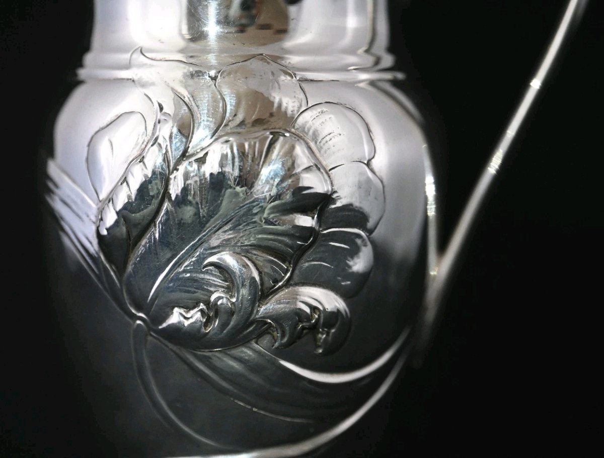 Berth_Antiques's tweet photo. Sale on now! Antique Boodles silver hallmarked Art Nouveau jug pitcher, £2,145.99. Extra 5% off with code BERTHHALLOW26 until 14 Nov. Want help valuing your item? Message me. https://t.co/O7smjq7oxL #AntiqueSilver #ArtNouveau #eBayUK https://t.co/PaD6wtPYRQ