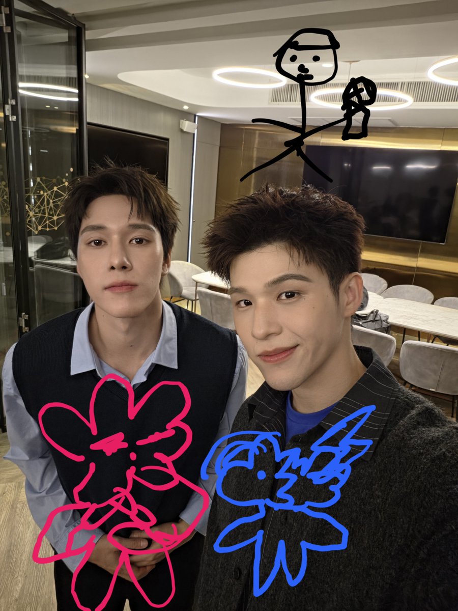 skywongraveee's tweet photo. ขอบคุณที่มาหาสกาย นานิ สมายนีออนน่า พี่เลโอจอมแสบ นะครับ 👊😵‍💫😗🤍

SKYNANI SMYLENEONA SF BED

#SFtheBedxSkyNani
#SFtheBedxSmyleNeona https://t.co/LeoQ8ubkfr