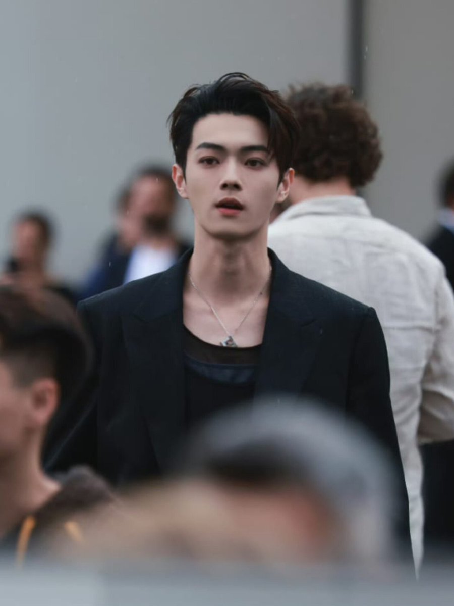 echoxukai's tweet photo. Xu Kai ranks No. 1 among post-1995 actors in cumulative effective drama views on Yunhe, surpassing 30 billion views as of Oct 27, 2026!

His impressive achievement highlights his strong popularity, remarkable influence, and the enduring appeal of his dramas.

#許凱 #许凯 #XuKai https://t.co/SgCdPkIB3U