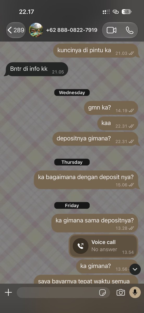 llenalulalaa's tweet photo. 🚨BANTUIN / VIRALIN 🚨

KOS PUTRI UI DEPOK 

deposit gue waktu pertama kali masuk ga dibalikin ke gue😭🙏🏻 ga dikit anjir itu 500rb, malah sekarang ownernya susah bgt di chat 

+ air kosannya kotor banget anjir 
 
#penipuan  #scam https://t.co/2QdM4cput9