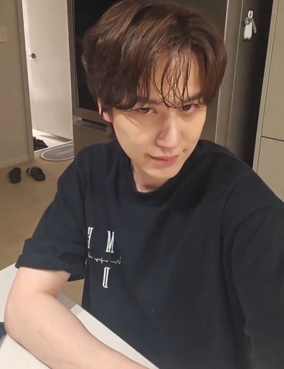 kyuha08's tweet photo. 🐶    🐶(형제) https://t.co/2csfUKc2rQ
