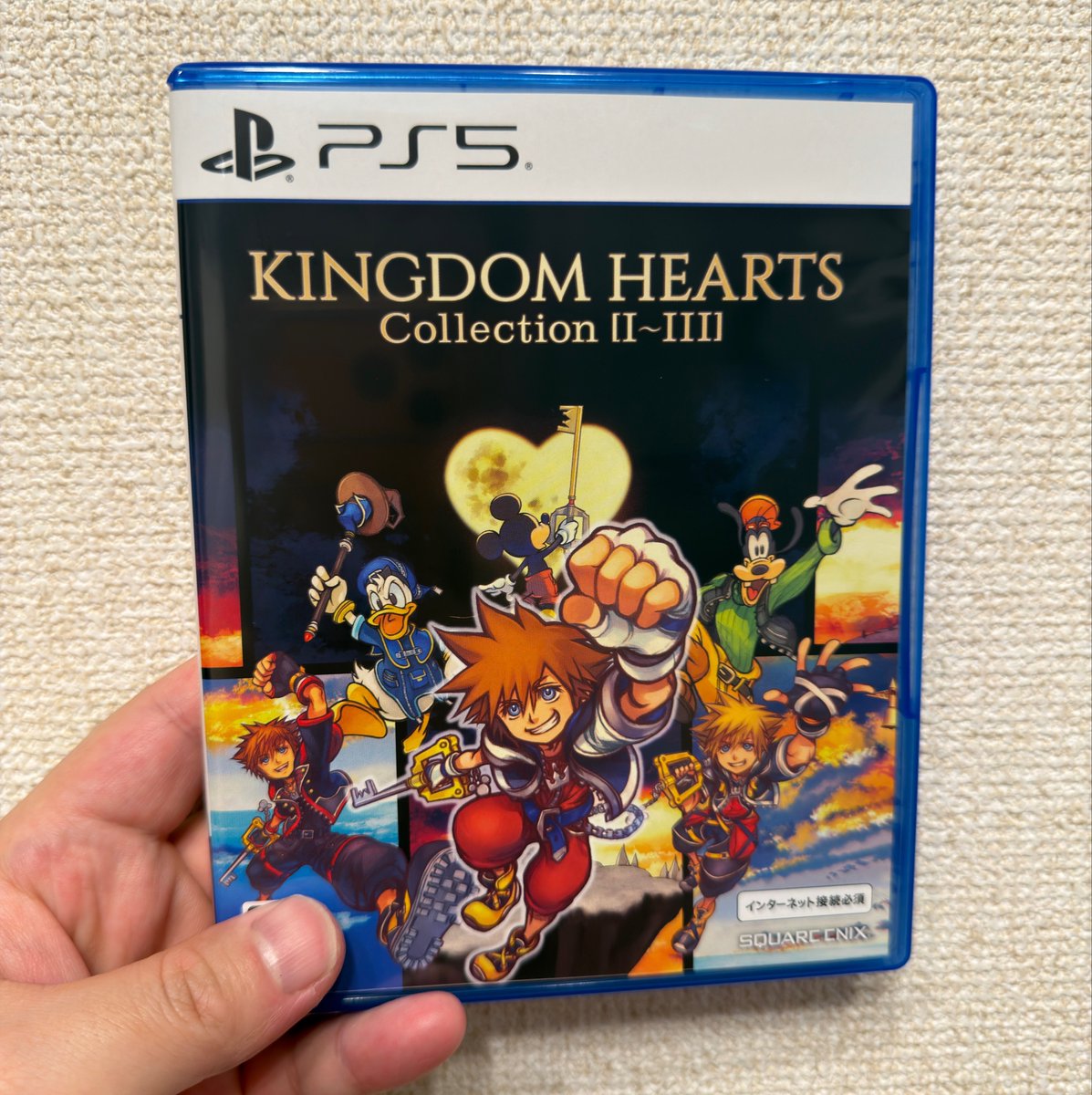 tm_movie24's tweet photo. キンハーコレクション購入💿
前から買うつもりだったけど、ようやく購入!
中村さんの配信や『ナイトメアー・ビフォア・クリスマス』の鑑賞でキンハー熱が高まっていたので、最高のタイミング😆
KH1からやり直し開始!
現在3時間くらい最初のステージでリクと遊んでる(レベル上げ)
#KH25th https://t.co/igz8QVzPiW