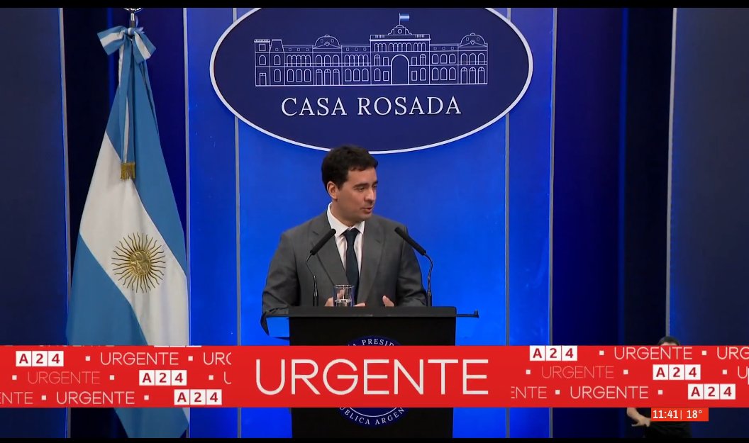 EleicaoBr2026's tweet photo. 🚨 Porta-voz de Javier Milei afirma que o governo argentino não reconhecerá a vitória de Lula, em declaração durante entrevista nesta terça-feira, em meio a relatos sobre uma suposta saída de Flávio Bolsonaro do Brasil. https://t.co/BR09f2STgF
