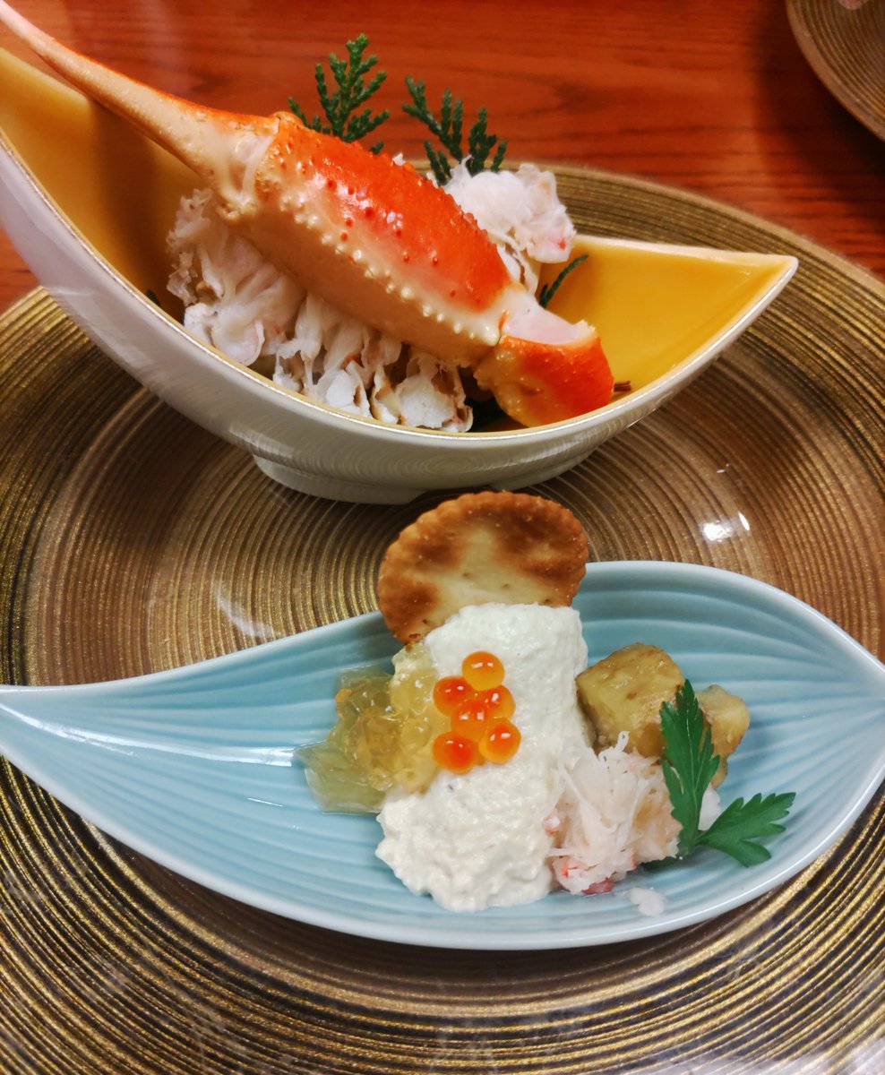 Charlie_H_I's tweet photo. 晩ごはん🍴人生初！かに道楽に行ってきました🦀カニづくしでハッピー😆
あんな有名店だけど以外と自分では行かないお店…続いてるお店は間違いないんだな〜✨
#かに道楽 #渋谷 https://t.co/hPRsDLjroF