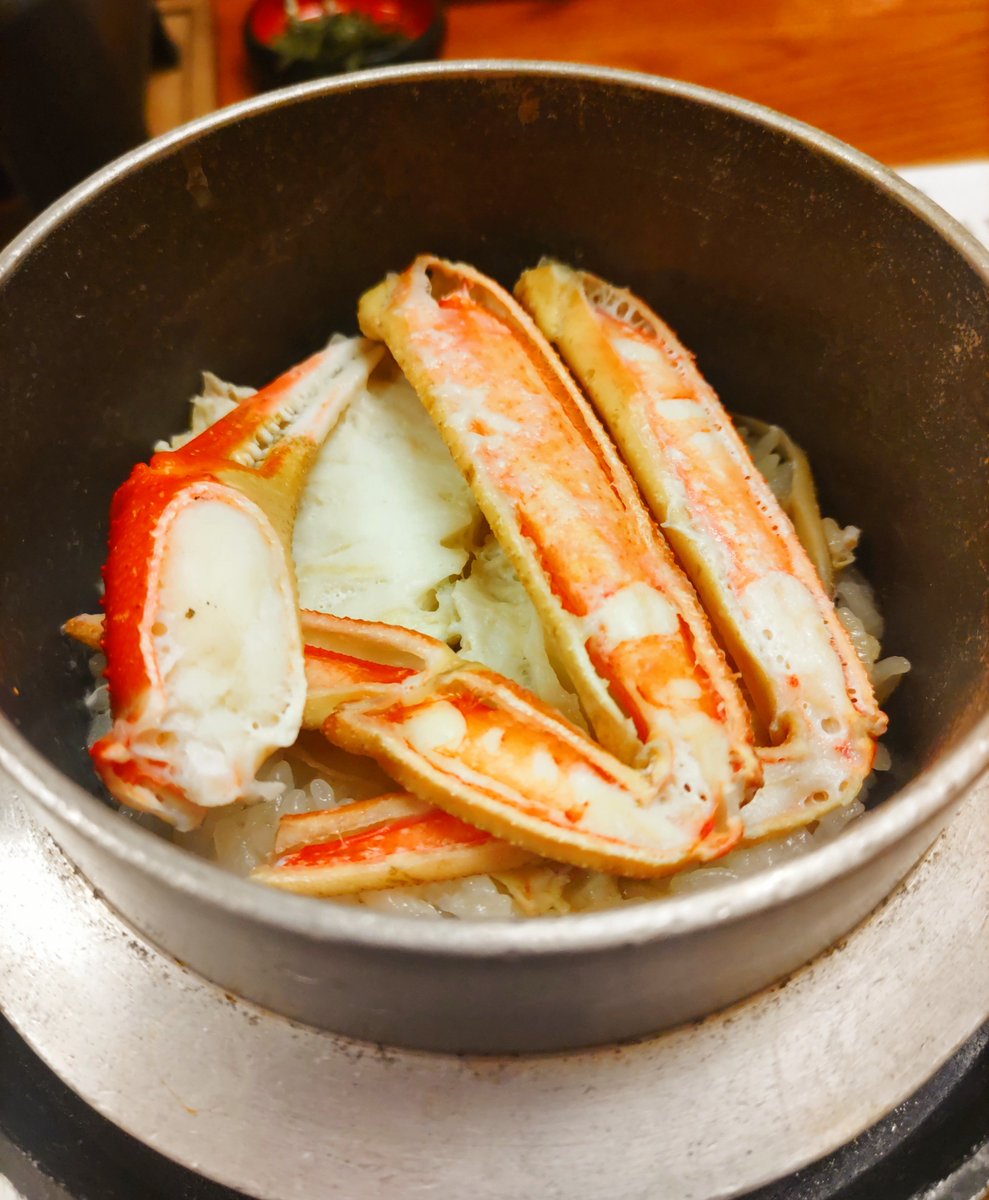 Charlie_H_I's tweet photo. 晩ごはん🍴人生初！かに道楽に行ってきました🦀カニづくしでハッピー😆
あんな有名店だけど以外と自分では行かないお店…続いてるお店は間違いないんだな〜✨
#かに道楽 #渋谷 https://t.co/hPRsDLjroF