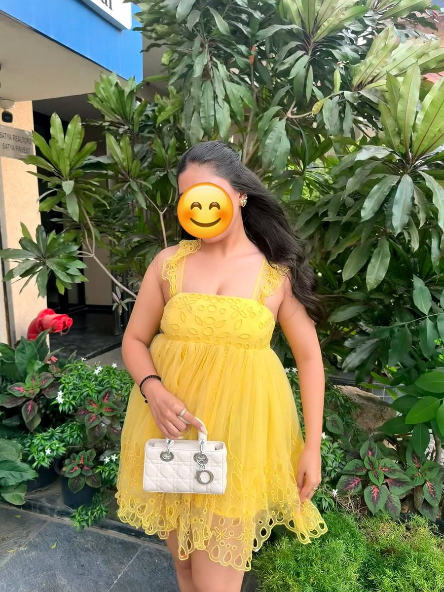 roopa0's tweet photo. #banglore  now booking available real meeting cam show available with face without face freedom available 
Advance booking available
Telegram https://t.co/sTVcV3iiHu
#viral #Perletti #Trending #Mumbai #nashik https://t.co/yIbgu1EP6N