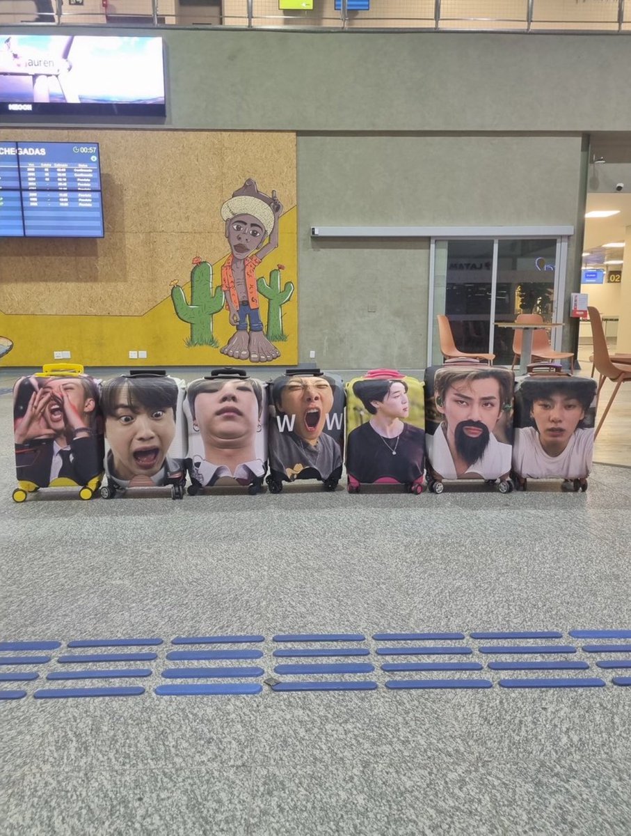 jjkclean's tweet photo. Abro um tópico pré show: b-armys em aeroporto https://t.co/4Puybo7aT7