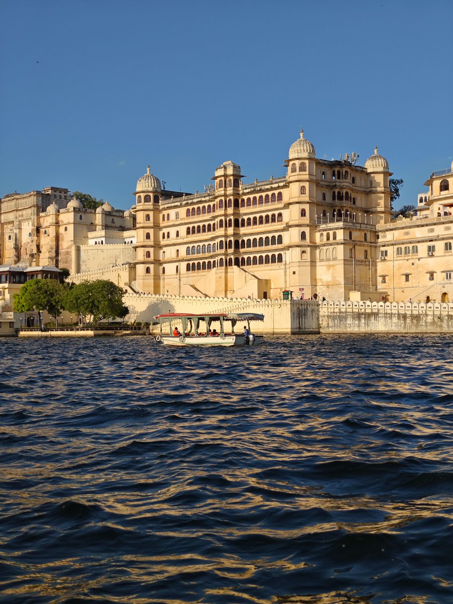 TheRajputScribe's tweet photo. Cities and Their Founders -

 Orchha — Rudra Pratap Singh Bundela
 Bhopal — Bhoja Parmara
 Jaipur — Sawai Jai Singh II
 Delhi — Anangpal Tomar
 Udaipur — Udai Singh II Sisodia
 Kanpur — Hindu Singh Chandel
 Raipur — Ramachandra Kalachuri
 Jamnagar — Jam Rawal Jadeja https://t.co/U6VZr07YUm