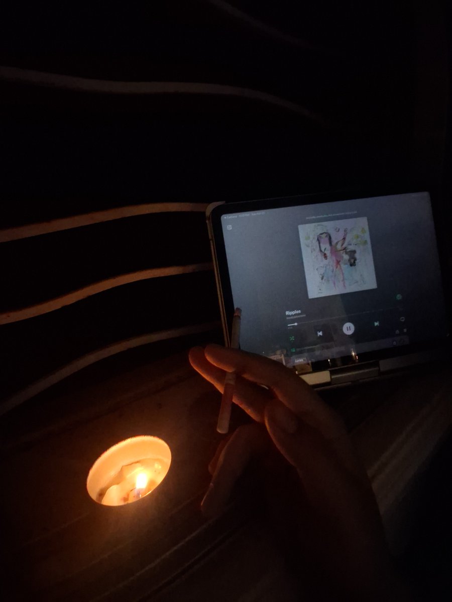 xiujing_'s tweet photo. depression lowk hitting hard this week https://t.co/XvPinwPL2L