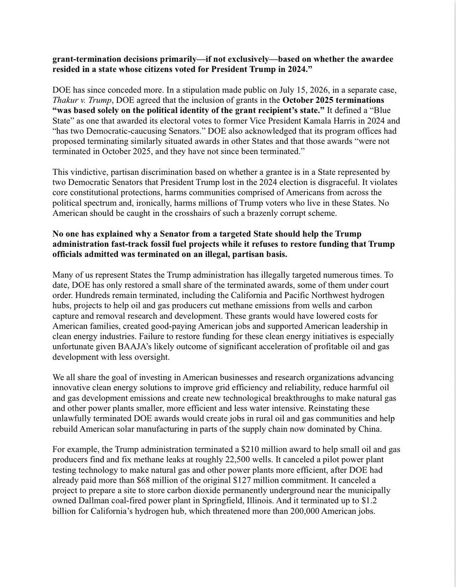SenDuckworth's tweet photo. Trump admitted he blocked energy funding to punish blue states he lost in 2024, including $586 million for Illinois.

Courts ruled it illegal. He's still blocking the money.

Bipartisan permitting reform won't work if Trump ignores the law. He must reinstate the grants first. https://t.co/H41uCsA0vm
