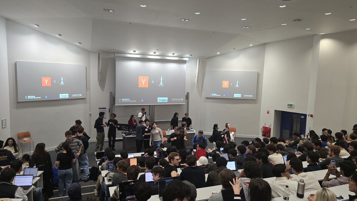 HelaHalas's tweet photo. @sdianahu and @gustaf from @ycombinator  at @ICEntrepreneurs 

like 400+ ppl. filled up the largest lecture theatre at @imperialcollege.
the queue ran out the building btw.
⭐️ https://t.co/sLUuNLc6V1