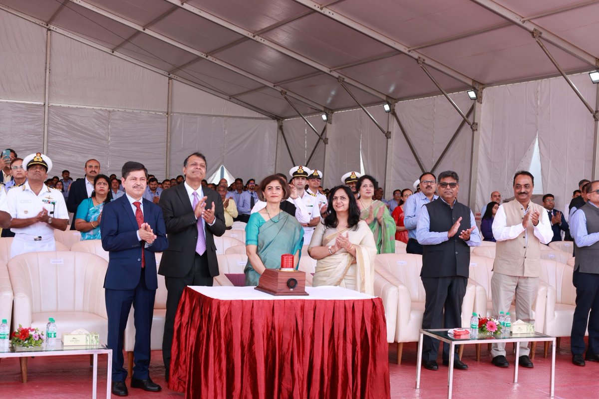 InsightsofWave's tweet photo. 🚨🇮🇳 INDIA LAUNCHES NEXT-GEN OFFSHORE PATROL VESSEL

Yard 1283 was launched at Goa Shipyard Limited on October 27 under the Next Generation Offshore Patrol Vessel (NGOPV) project.

Construction is underway at both GSL and GRSE.

#IndianNavy #ホークス  https://t.co/PCv9OuBd4W