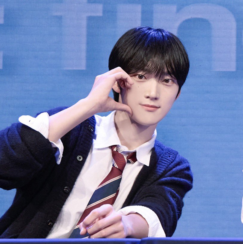 taechi_030's tweet photo. 이 개귀여운 짤은 왜 공유안해주셨던거죠 트친들
#idntt #구도형 https://t.co/ZakPeW43WM
