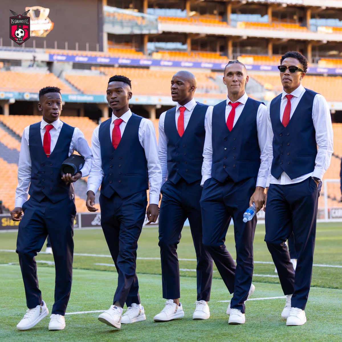 TSGALAXYFC's tweet photo. Turf checked. Ready to go.๐
@aQuelle @aQuelleViV
#Siyadumuza
#TheRockets
#TSG https://t.co/q8rL5VzC2i