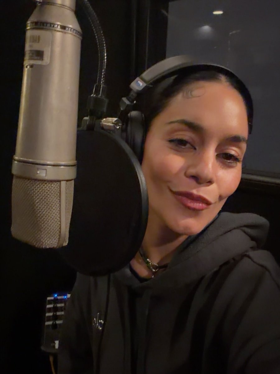 PopCrave's tweet photo. Vanessa Hudgens is in the studio. https://t.co/vn5EDwEPME