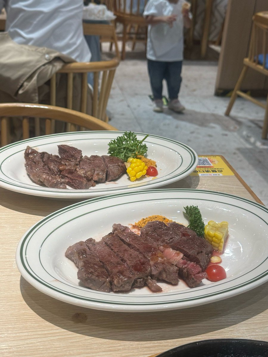 249p7r's tweet photo. 今日は善茨料も話題になって、美味しいものをたくさん食べました！ https://t.co/C4ZKN9J1JM