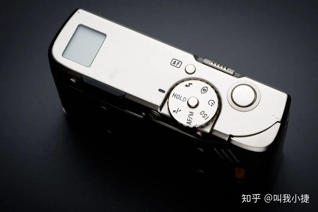 meta0105's tweet photo. [最近入手了带匀杆和盘的旧相机，还没调好对焦，拍出来的空镜头却很有质感] https://t.co/4ypmSVcQ8j