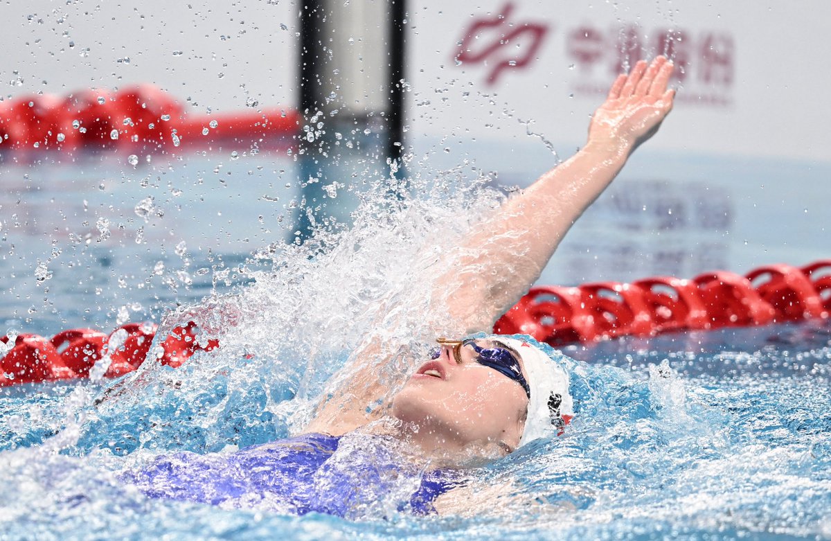 swimcoverage's tweet photo. 🇨🇳张雨霏
SCM 100IM 57.99 PB

鼻栓をして出場

「徐嘉余みたいに口で鼻を塞ぐげないからね！」😂 https://t.co/uO2zoujQXJ