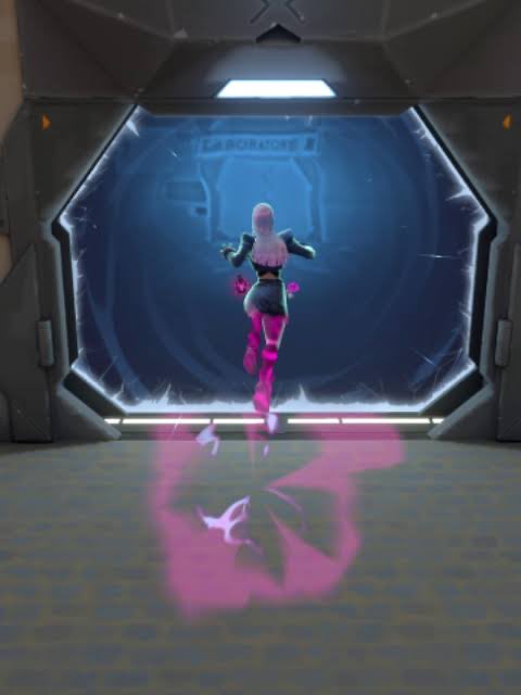RocketBullets's tweet photo. HUSH SUPERDASH WILL BE REMOVED

Riot has declared it to be a bug, and will be removed in the coming days

via @valohabercisi https://t.co/dBbZOswGs5