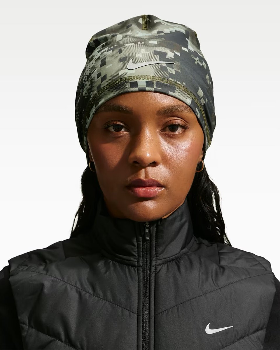 CaminoTV's tweet photo. les bonnets nike c'est quelques choses quand meme ! c'est tout droit ça 

https://t.co/bbI0UNIYE2 30€ https://t.co/d0iWeYj0xN