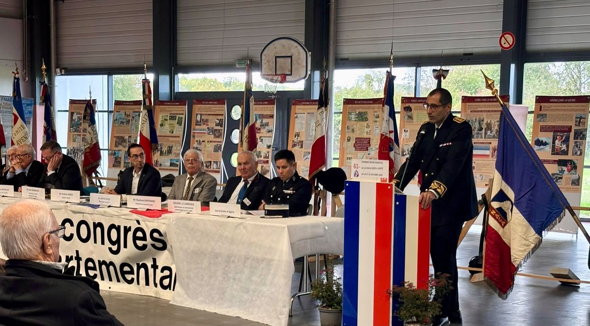 Prefet38's tweet photo. #Mémoire 🇫🇷 | 61ᵉ congrès départemental de la FNACA

John Benmussa, directeur de cabinet de la préfète, a participé au 61ᵉ congrès départemental de la Fédération nationale des anciens combattants en Algérie, Maroc et Tunisie (FNACA), à Aoste, suivi d’une cérémonie au monument aux morts.

Avec plus de 6 000 adhérents en Isère, la fédération œuvre à la défense des droits des anciens combattants et de leurs conjoints survivants, ainsi qu’à la transmission de la mémoire de la guerre d’Algérie et des combats au Maroc et en Tunisie.

Par ses actions auprès des jeunes générations, elle fait vivre cette mémoire et la transmet.