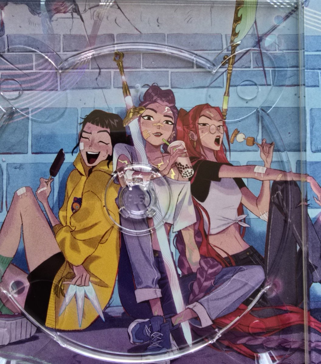 julianmiflaco's tweet photo. NEW HUNTRIX ART YESSSS I NEED THIS ON DIGITAL https://t.co/6hgR5Dq5X0