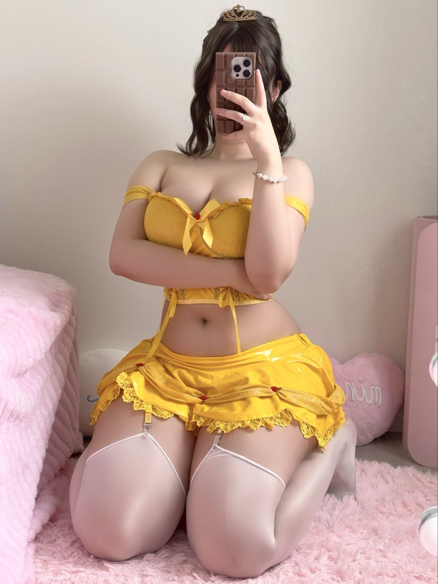 waifulila's tweet photo. princess belle https://t.co/ejwWaYwkXA