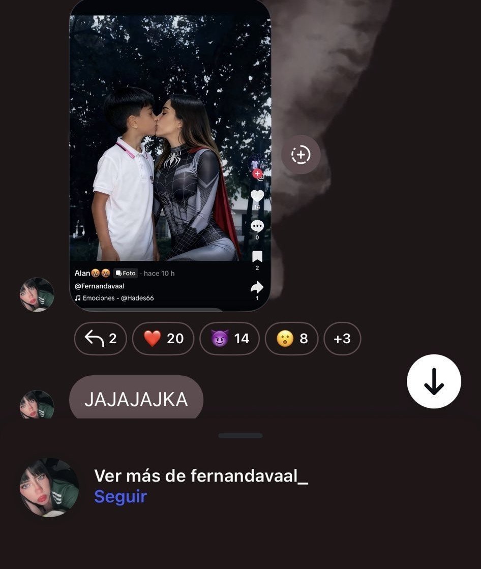 ShioTheLuck's tweet photo. @streamclips_of Que esperabas de tremenda cpra pero no le dicen nada por, que rico https://t.co/g4XWjrd22r