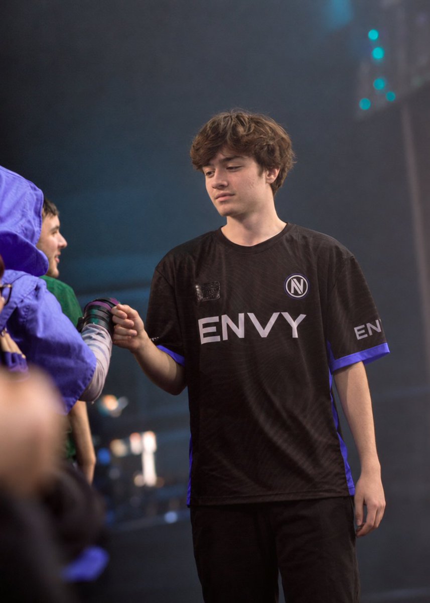 PolymarketVAL's tweet photo. SOURCES 🚨: Canezerra 🇺🇸 is set to be UNBANNED 

Riot has cut his ban short and is reportedly ending it 5 months early THIS FRIDAY
 
If true, he will be able to sign with a new team before the transfer window opens next month OR play in the open qualifiers 

Where will he go? https://t.co/43v5lUczfE

[@ariiii]