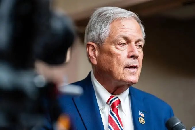 TheCalvinCooli1's tweet photo. 🚨New: Ralph Norman slams President Trump and Darline Graham saying South Carolina voters “Deserve Better”

He said: “The voters in South Carolina are not buying the argument that everyone has to ‘settle’ for a candidate that has been propped up by special interest groups and a Republican president spending millions of dollars spreading false narratives about why Darline Graham is qualified to be elected to the U.S. Senate for the next six years.”